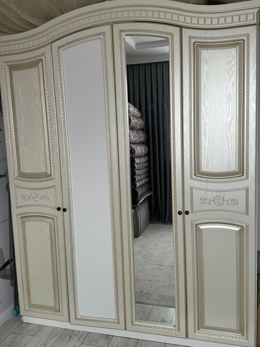 Продается шкаф б/у