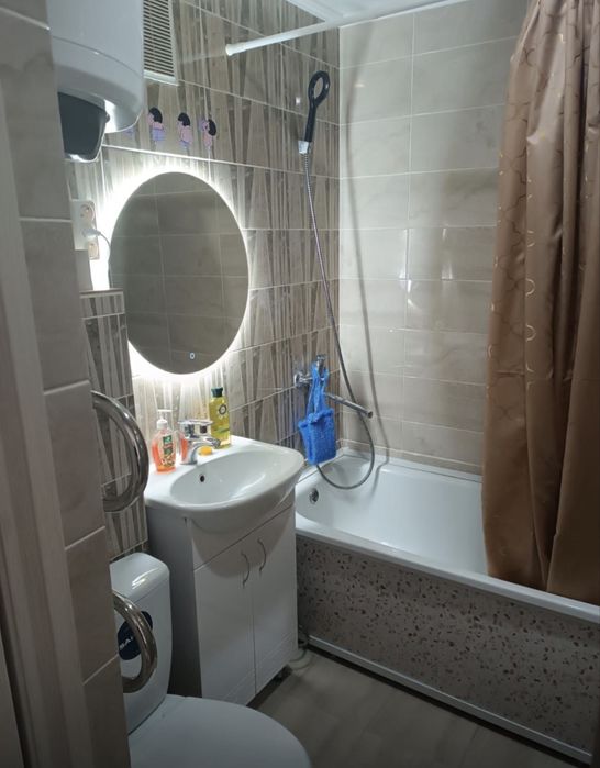 1 ком  Аль-Фараби 11000