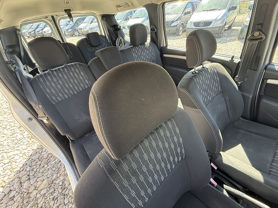 Dacia logan mcv 2011 7 locuri clima