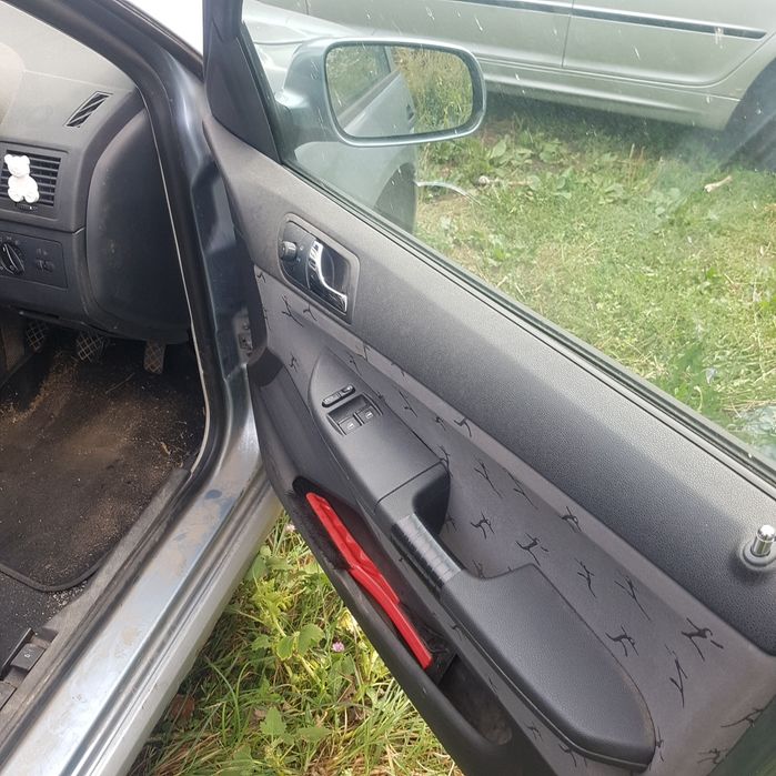 Шкода фабия 1.9тди на части