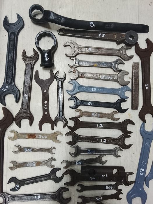 Продам ключи рожковые