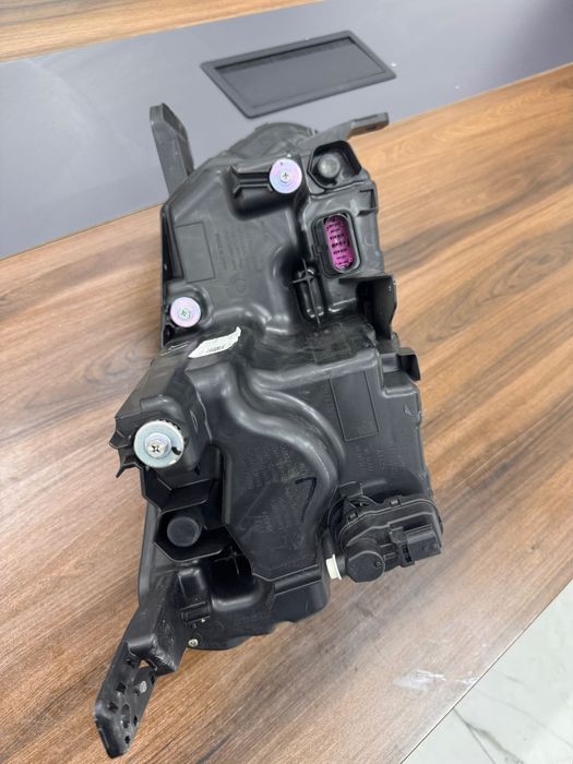 Фара левая Geely Coolray