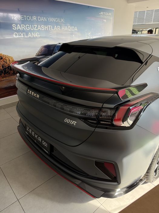 Zeekr 001 Full variant