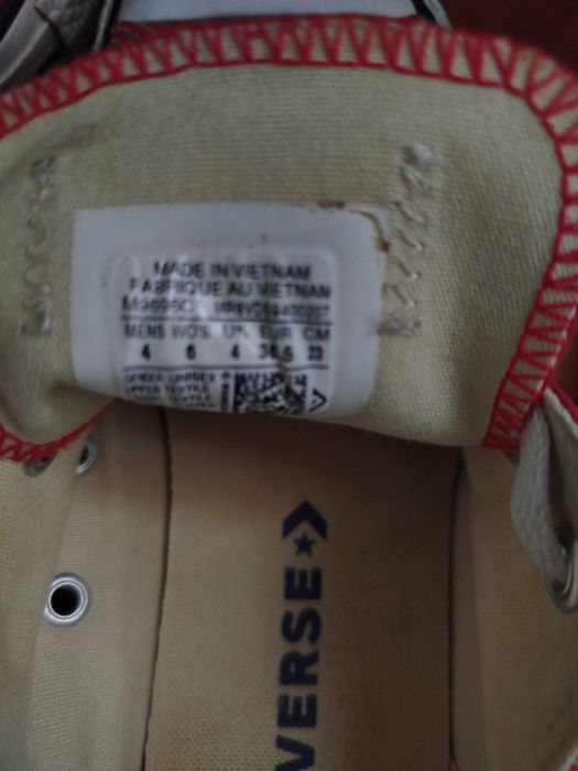 Vând tenesi Converse All Star originali – mărimea 36,5