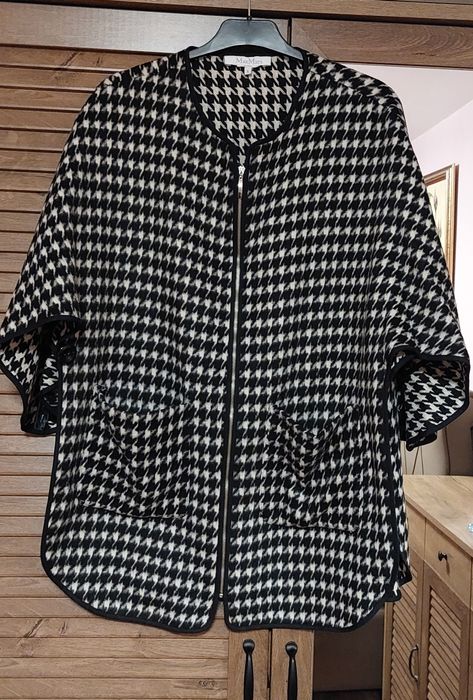 Връхно пончо Max Mara