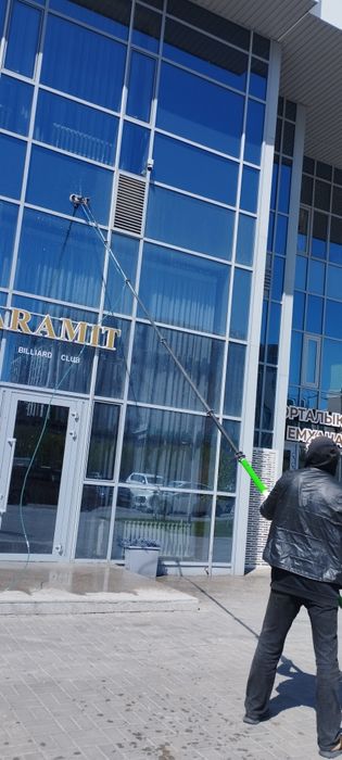 Мойка витражей в Астане