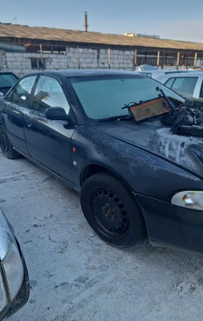 Electromotor 1 005 821 523 Audi A4 B5