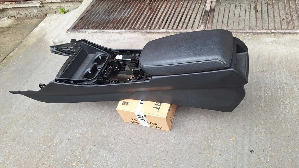 Средна конзола (барче) за BMW X3 F25
