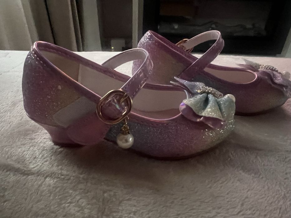 Pantofi cu toc fetite marimea 26