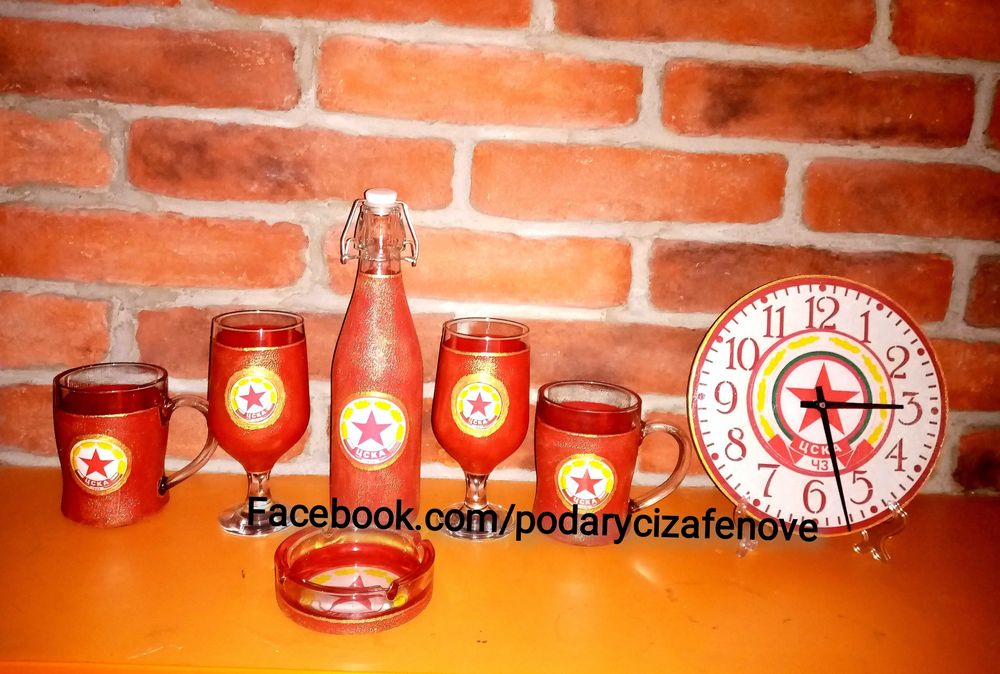 Подарък за фен на ЦСКА- Бутилка  с логото на ЦСКА