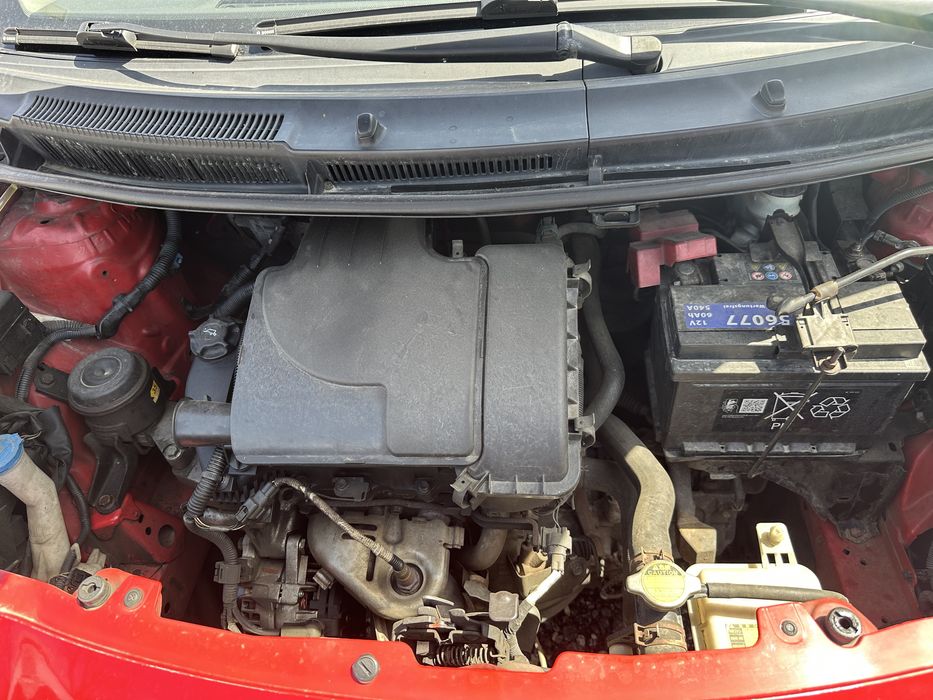 Toyota Yaris Тойота Ярис 1.0 vvti 69 кс На части!