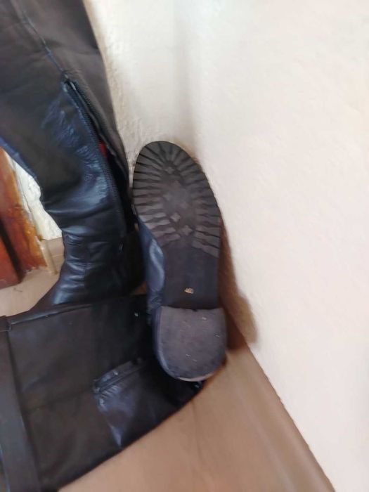 Ботуши до коляното