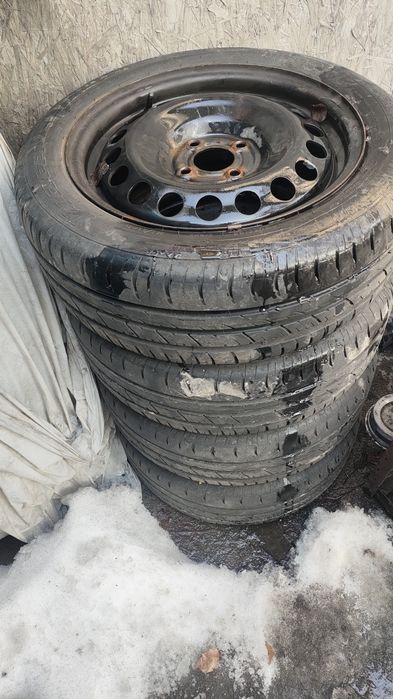 Диски с резиной тоета.4*100*15