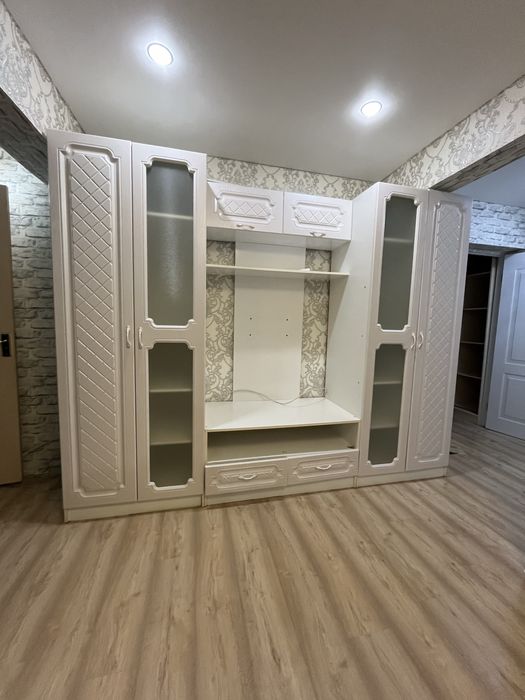 Стенка шкаф в гостиную