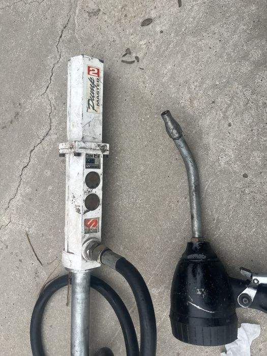 Pompa ulei pneumatica