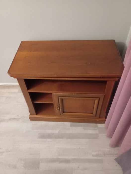 Продаю тумбу (б/у).