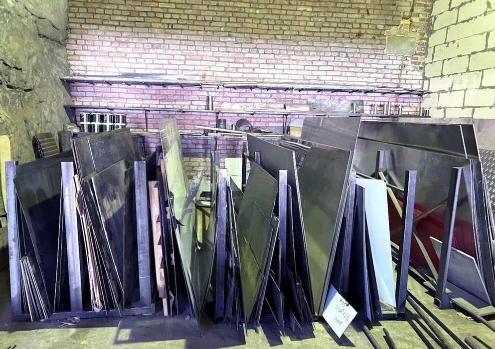 Листы из нержавейки  (нержавейка)