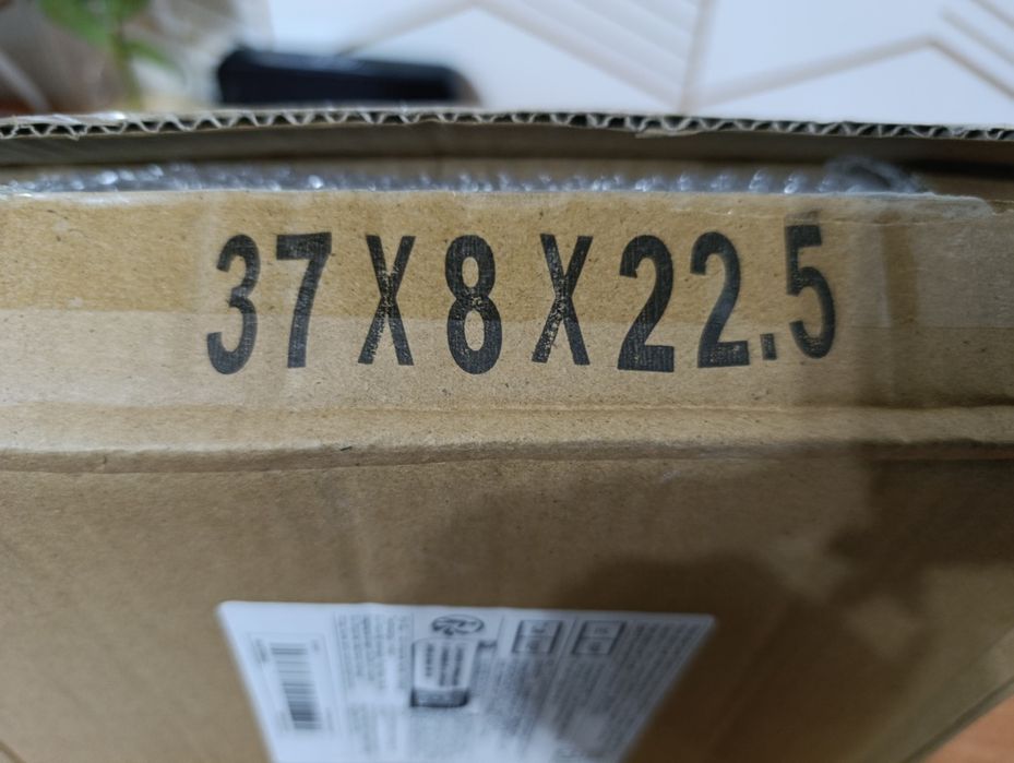 Алюминиевый кейс чемодан дипломат