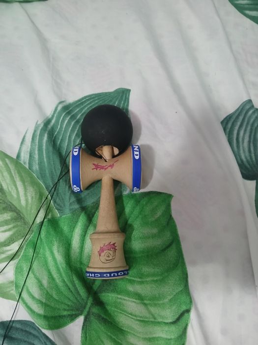 Kendama bisoi 315 lei negociabil .descrierea.