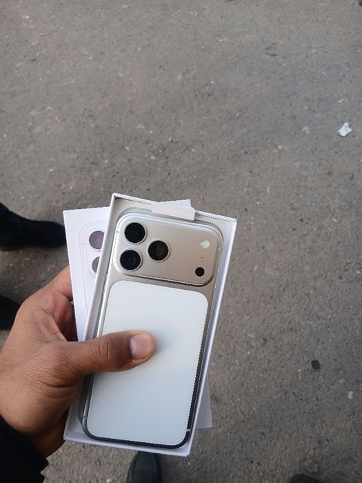 Iphone 17 pro max 1ga1 Dubay premium