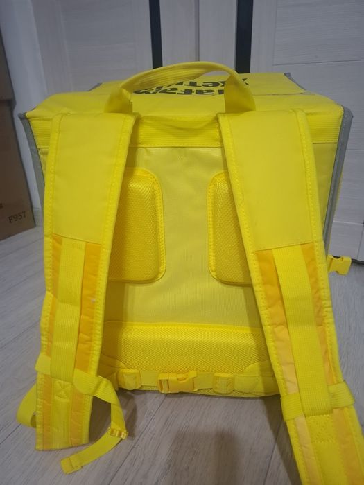 Продам  ТЕРМОСУМКА  яндекс