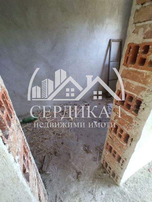 Продава се Къща в с. Неделкова Гращица, Област Кюстендил - 70 кв.м за 679 €/кв.м - Снимка #2