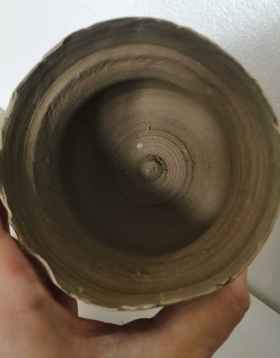 Recipient lut lucrat manual vaza handmade