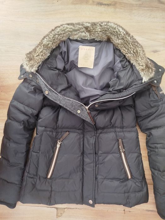 Зимно дамско яке Esprit