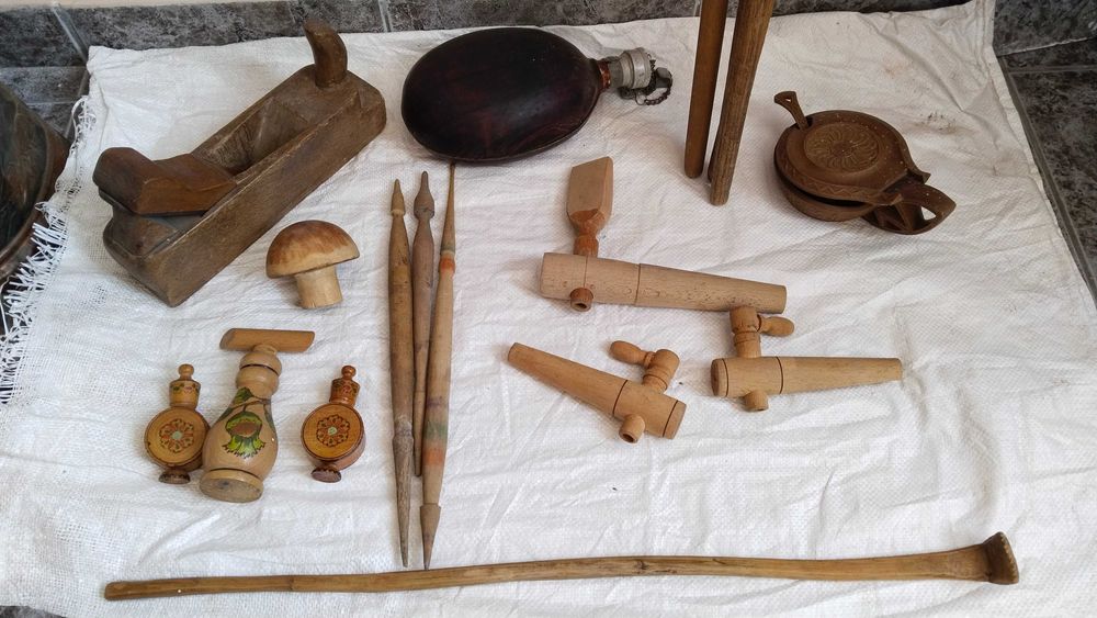 Дървени прибори за интериора