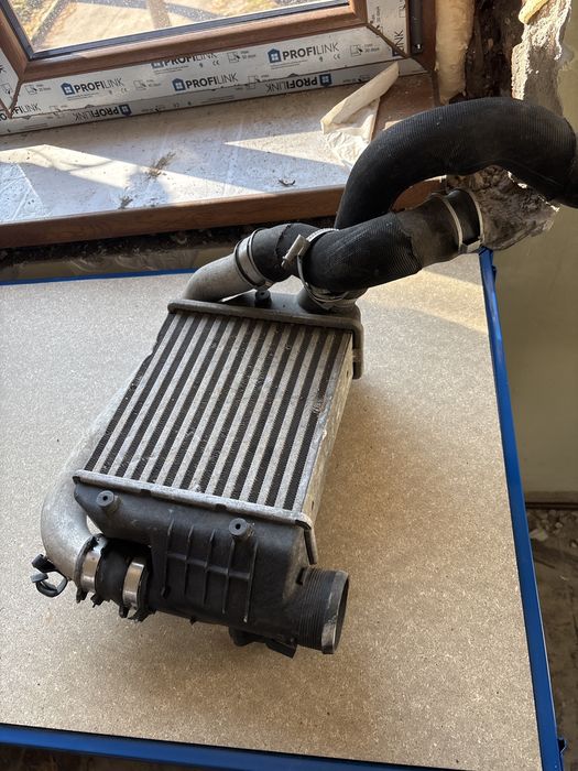 Интеркулер за ауди а6 ц6 4ф 3.0тди