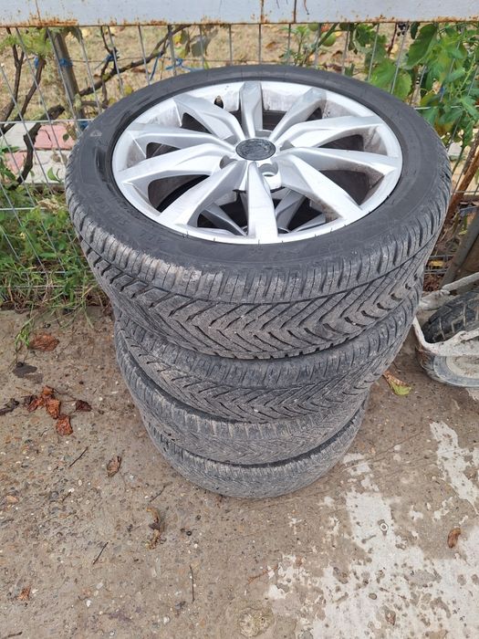Vând jante cu cauciucuri VW