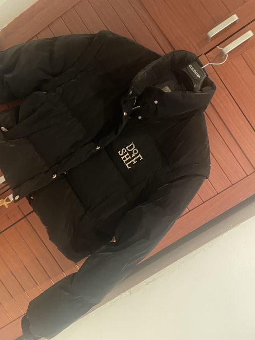 Продам куртку 15000