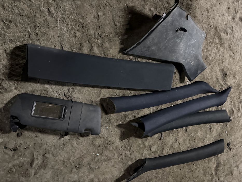 Черни елементи  от таван ауди а3 8л / audi a3 8l