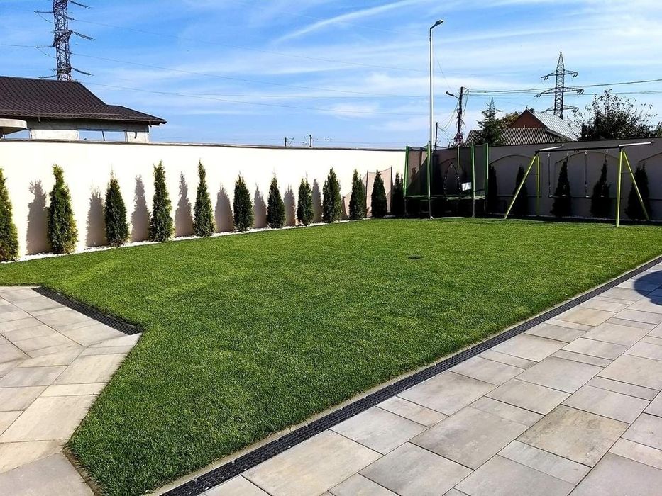 Gazon rulou sau insamamtare