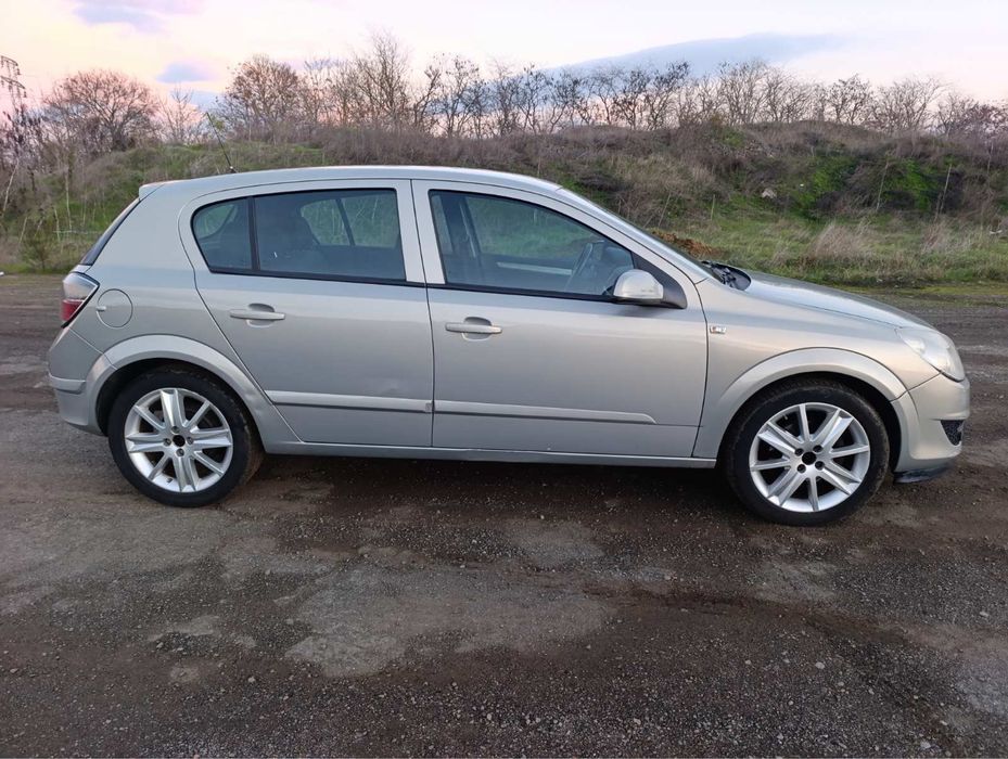 Opel Astra 1.4i 90к.с