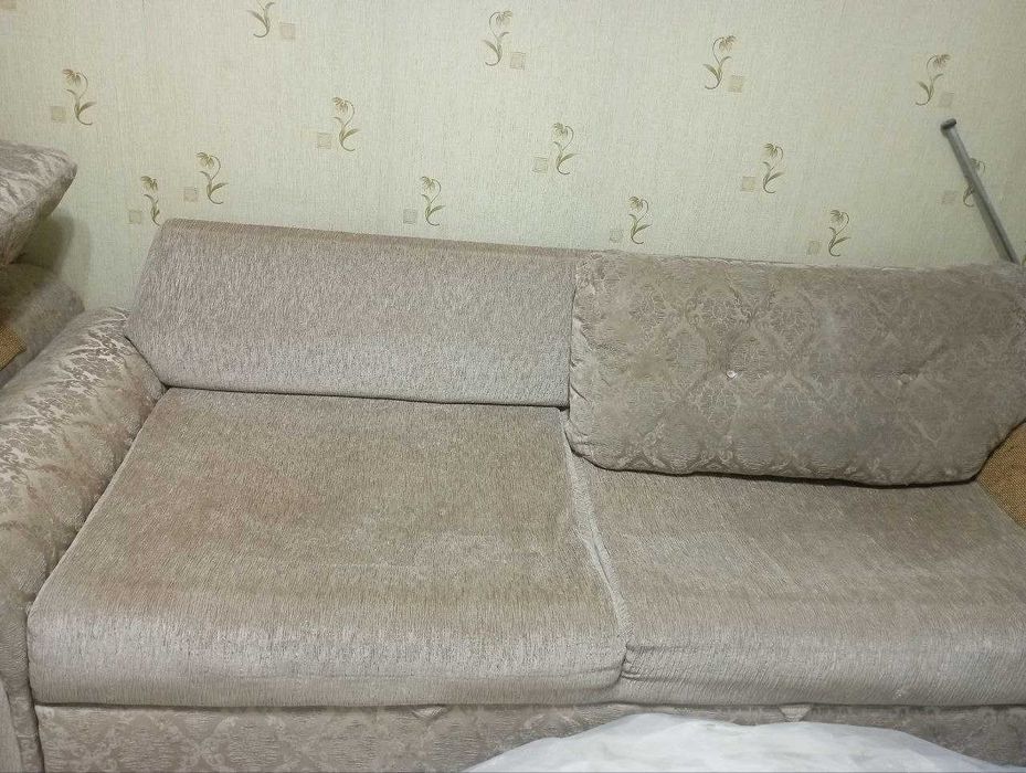 Продается раскладной диван и кресло