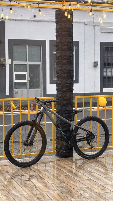 Bicicletă Marin San Quentin 1 2025 Enduro Hardtail Agresiv