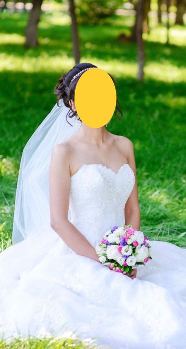 Продам шикарное свадебное платье