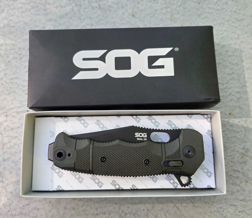 SOG Seal XR-CPM S35VN нож