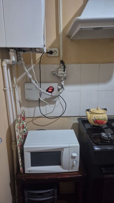 Янги хает туманида квартира сотилади