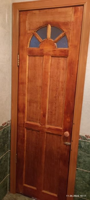 Двери деревянные