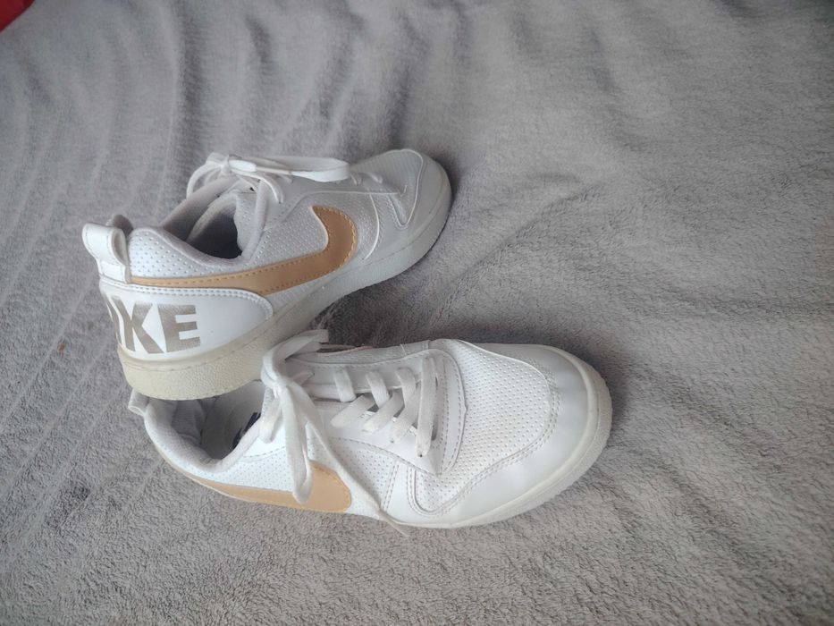 Маратонки найк 38 номер