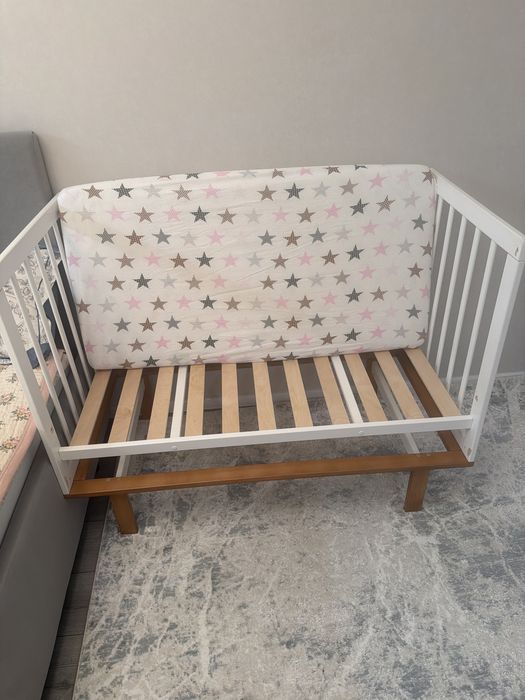 Продам детскую кроватку
