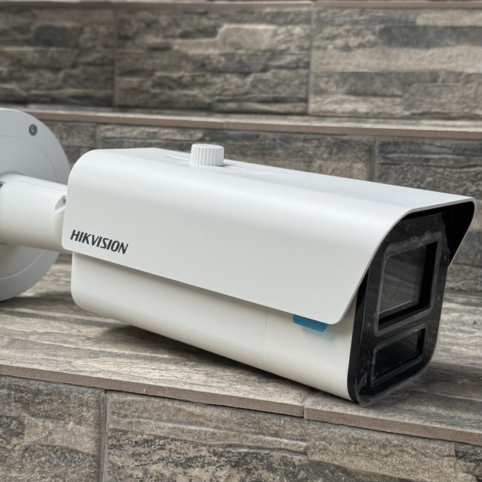 Камера видеонаблюдения hikvision
