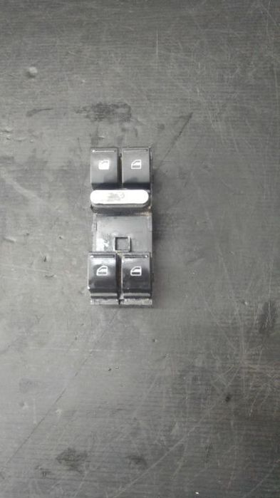 Butoane geamuri electrice stanga fata vw passat b5.5 1k4959857