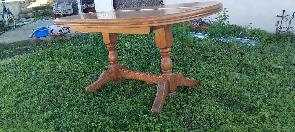 Трапезна Дъбова маса (разтегателна 2,5 м .)