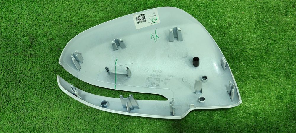CORP OGLINDA (4 BUC.) TOYOTA AYGO / CITROEN C1 / PEUGEOT 107 / 108 2005-2014 / SUZUKI VITARA (LY) 2015-2024 / MERCEDES-BENZ CLASA C (W203) / CLASA E (W211) 2002-2008 / COD OEM 97945367 / 7102013I / 5922119999 / 87945-0H901N0 (5G2)
