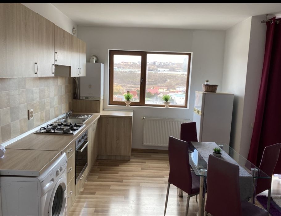 Inchiriez ap 2 camere plus living/bucatarie zona Campului Manastur