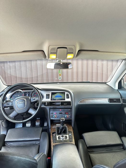 SKODA Unknown Model 2010 — imagine 2