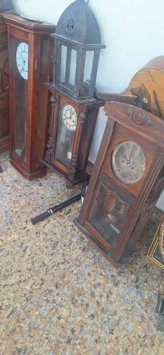 Ceasuri de perete  pendule fuxionabile cehi pendule merită văzute 200 lei buc